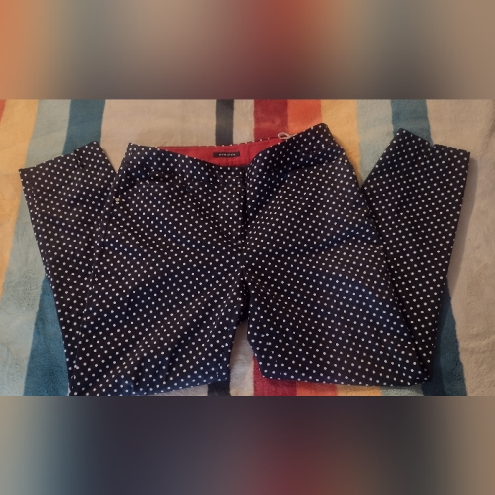 Jones New York Signature, Women's Size 4 Black Polka Dot Cropped Pants
